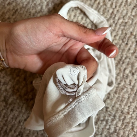 lululemon align tank size 8 - Picture 3 of 3